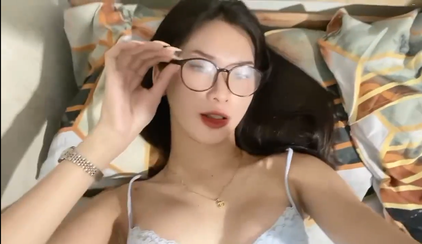 không che-Em Xinh Vú To Còn Gì Để Chê Đụ Là Sướng